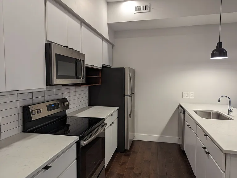 1301-1309 Walnut Street — Photo 10