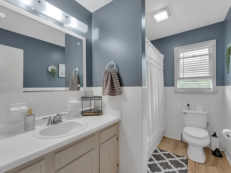 1705 W Lakeview Dr #1 — Photo 13