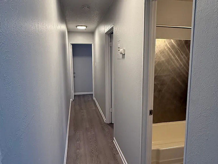 1121 N Ogden St #302 — Photo 14