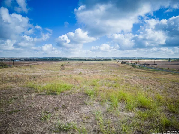 785 N Abbott Rd LOT 18, St Hedwig, TX 78152