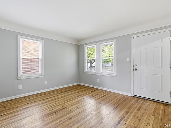 3rd image of 12051 Wayburn St