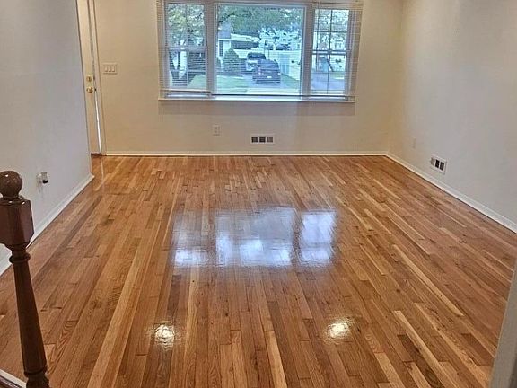 5th image of 610 Myrtle Ave