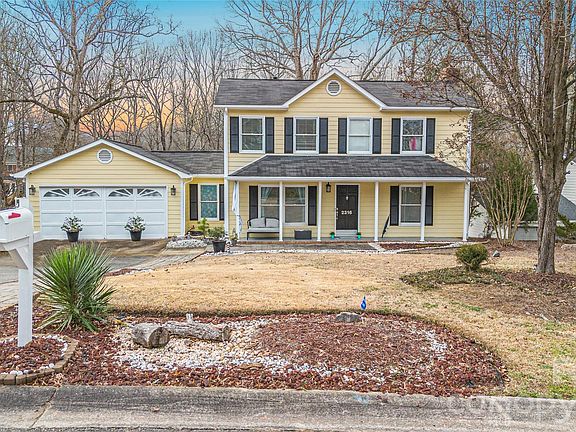 2nd image of 2316 Wineberry Ct