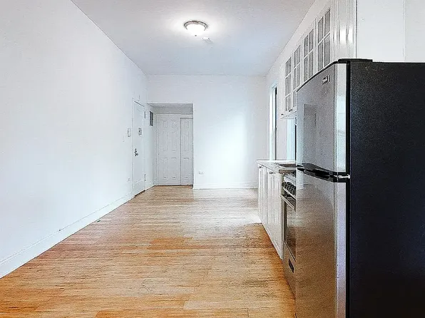 471 Central Park West image 2 of 13