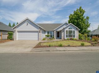 825 Pinehurst Ave NE, Keizer, OR 97303