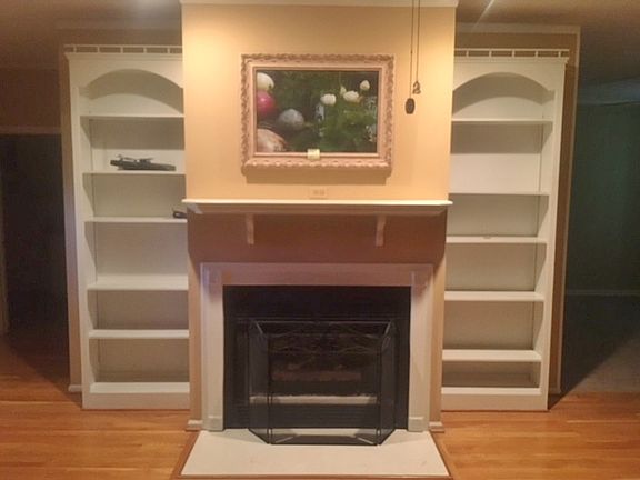 Gas Fireplace & Built-ins
