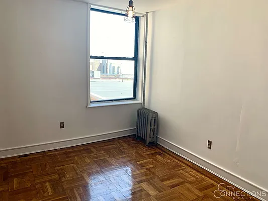 Rented by City Connections Realty | media 9