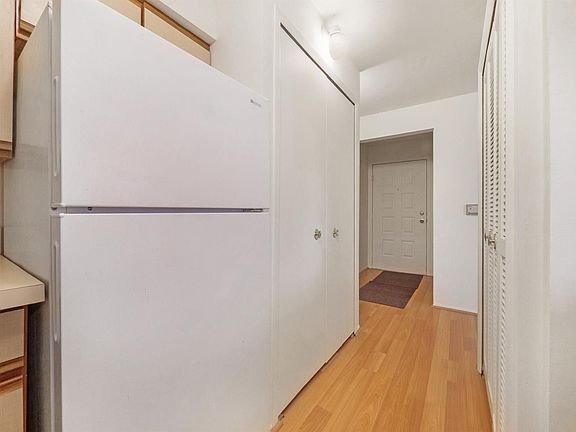 3rd image of 300 Briarcrest Dr Unit 145