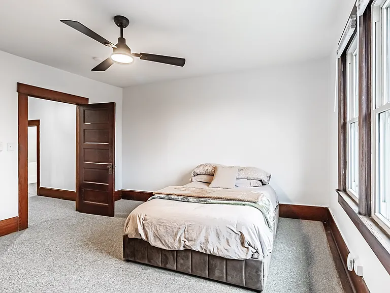 496 Dorsey Ave — Photo 25