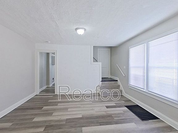 4th image of 1361 E 18th Ave