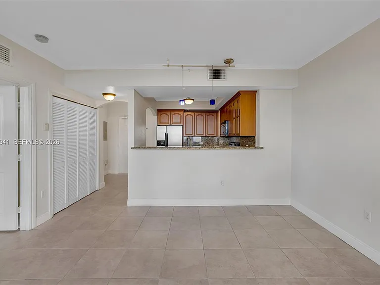 2301 SW 27th Ave #1102 — Photo 16