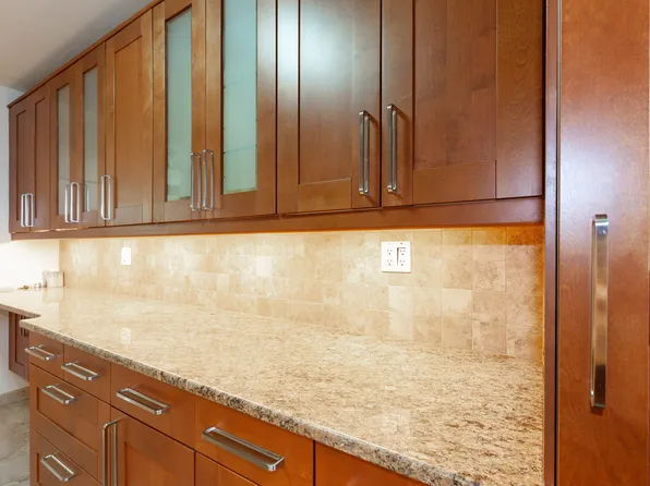 475 Fdr Drive image 1 of 19