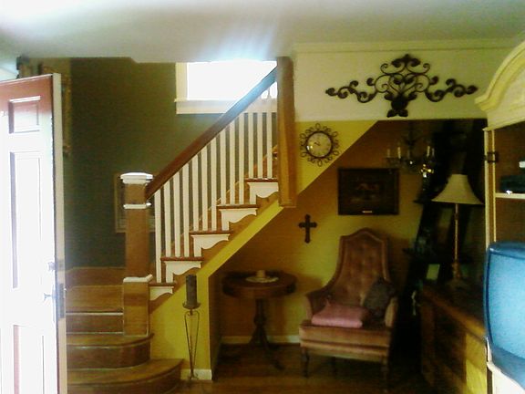 part of lv rm and stairs