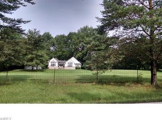 2962 Hamlin Rd, Medina, OH 44256