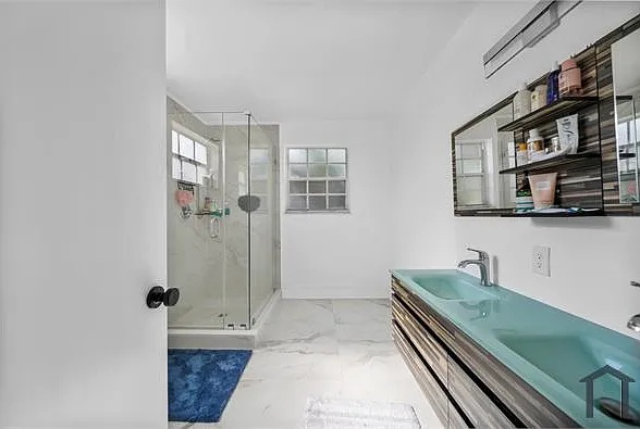 3 bed, 1709 sqft, $4,500 — Photo 4
