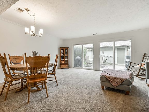 4th image of 5250 Whisperwood Ln #0