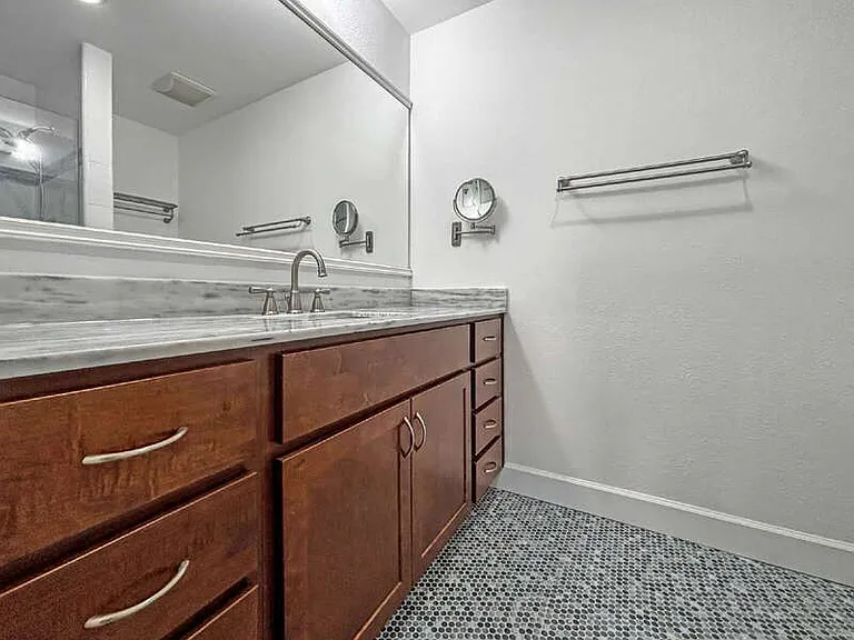 7422 Seastar Dr #4 — Photo 11