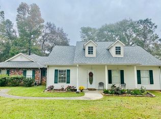 60 Running Stream Dr, Carriere, MS 39426