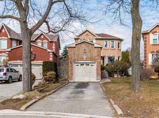 33 Pantages Ct, Brampton, ON L6S5B7