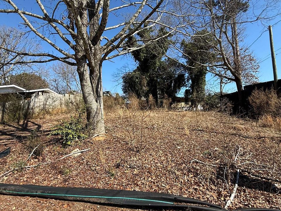 1st image of 1915 Driftwood Cir