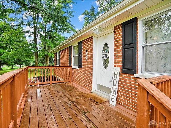 3rd image of 5695 Melody Ln