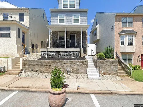 422 E Hector St Photo 1