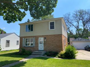 2440 S 82nd St, Milwaukee, WI 53219