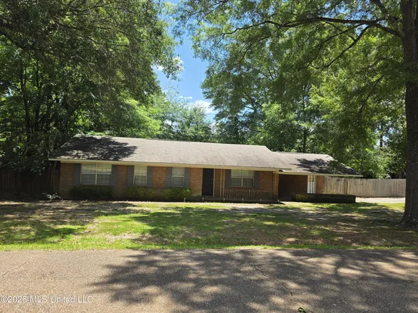 502 Lakeview Ave, McComb, MS 39648