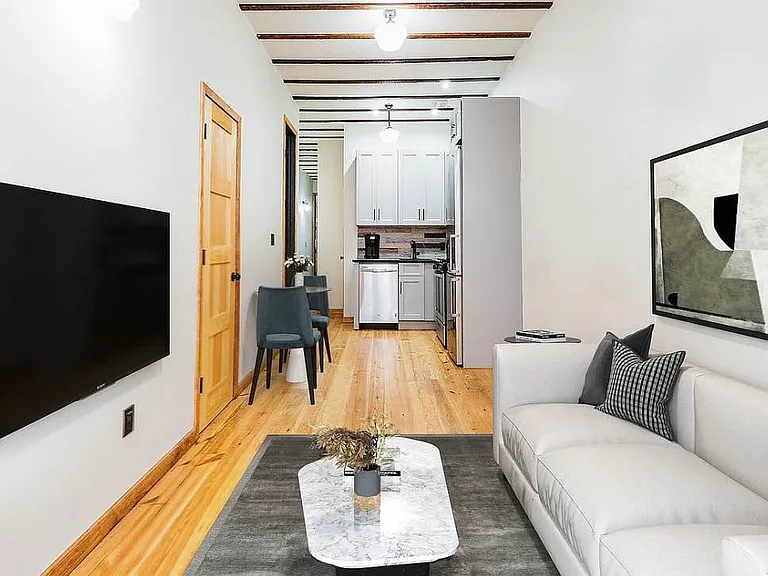 204 Starr St #2R — Photo 2