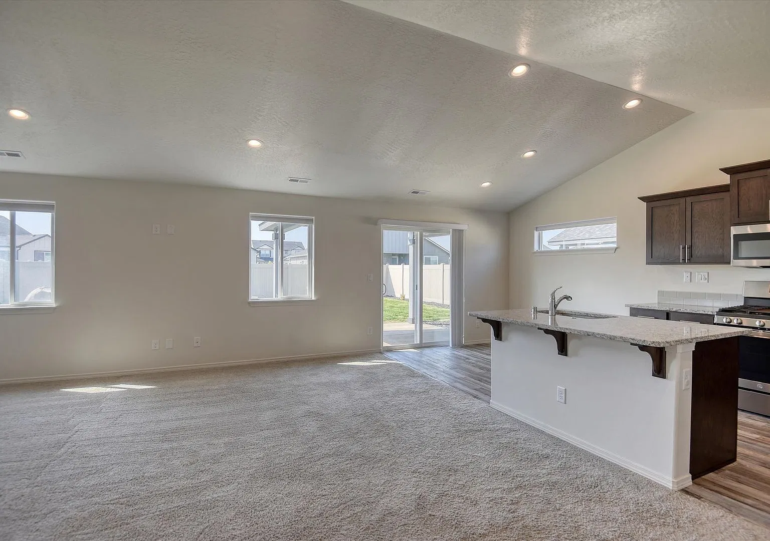 3- Bedroom Home for Rent — Photo 3