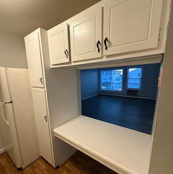 575 N Main St. #302 Fall River, MA 2 Bedroom, 1 Bathroom Heat Included! — Photo 6