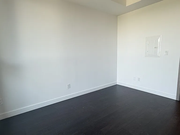 68 Esther Shiner Blvd #2105 — Photo 12