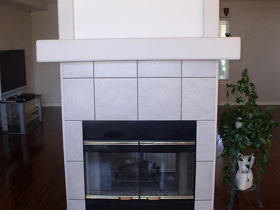 5th image of 15661 Halinor St