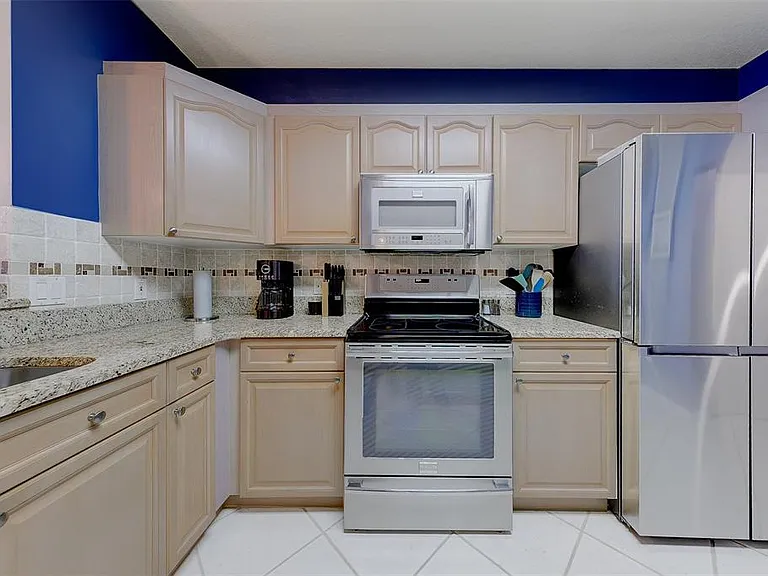 16550 Gulf Blvd #342 — Photo 9