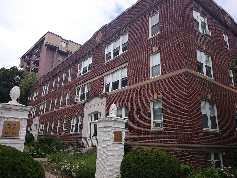 1st image of 46 Longwood Ave APT 5