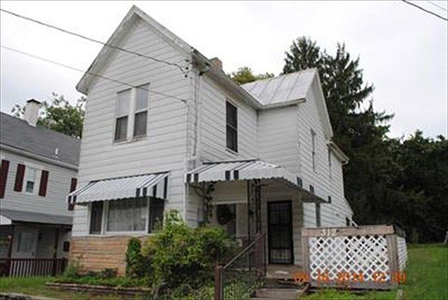 1st image of 312 N East St