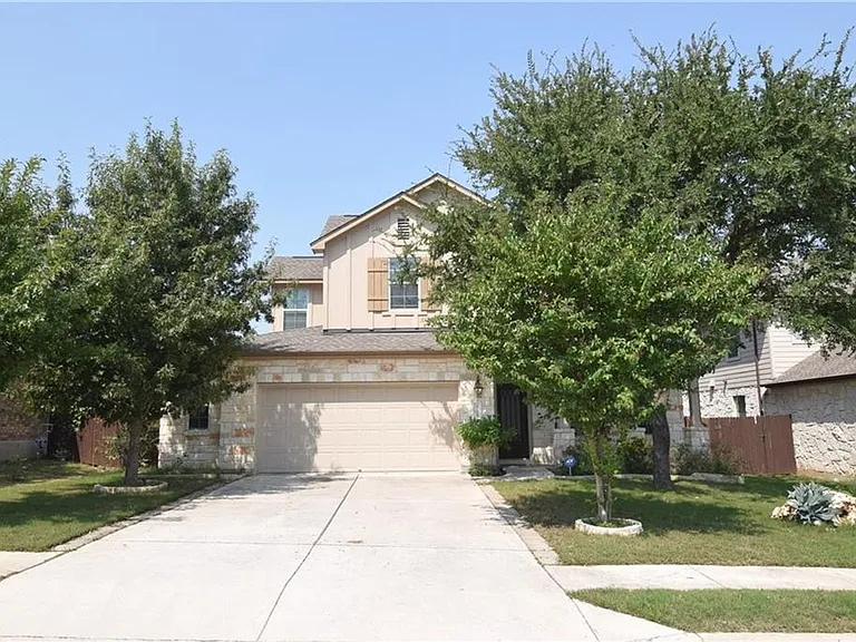 4209 Oldenburg Ln — Photo 1
