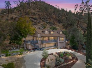 3522 Beechwood Ave, Lake Isabella, CA 93240