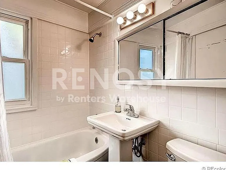 3030 S Bellaire St — Photo 16