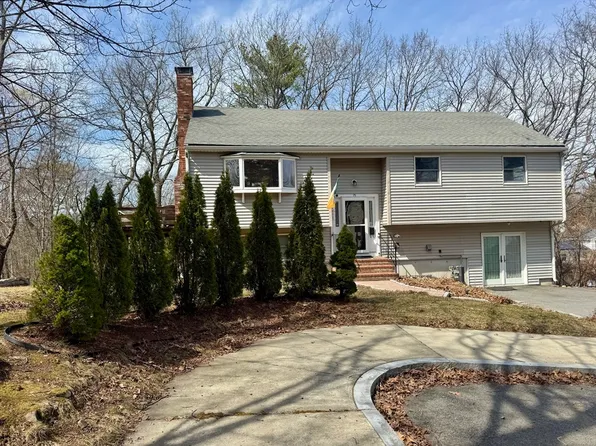 15 Curlew St, West Roxbury, MA 02132