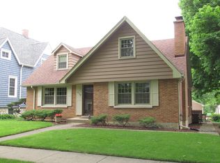 619 N Center St, Naperville, IL 60563