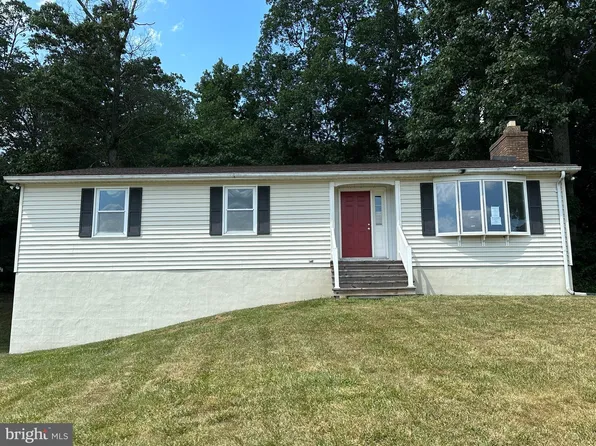7974 Blue Hill Rd, Glenville, PA 17329