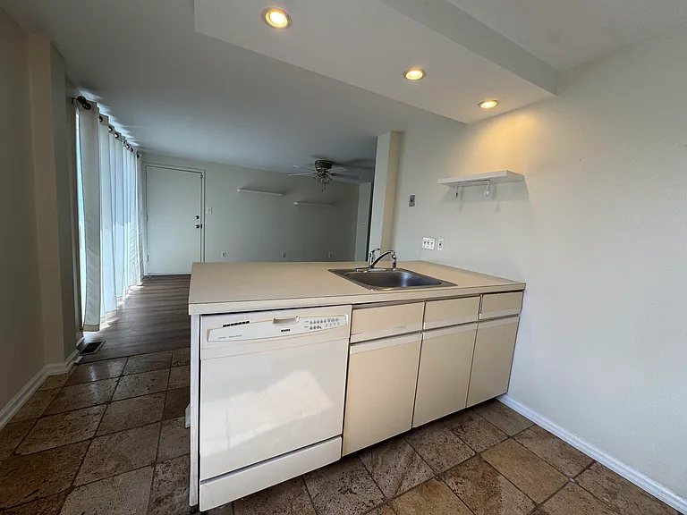 3816 South Blvd #1 — Photo 8