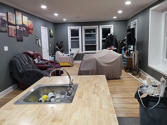 3rd image of 23 Martell Rd #2