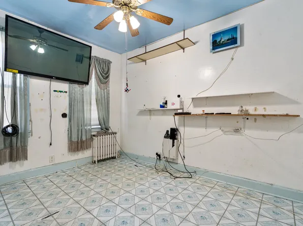 100-30 Martense Avenue image 16 of 36