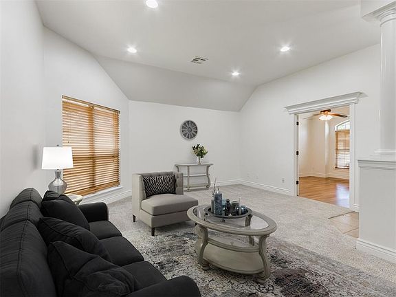 3rd image of 17428 White Hawk Dr