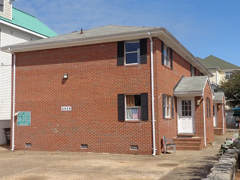 2828 E Ocean View Ave — Photo 1
