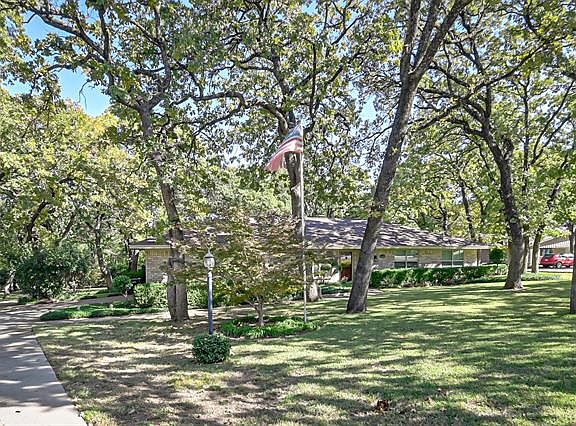 5th image of 6405 Beachview Dr
