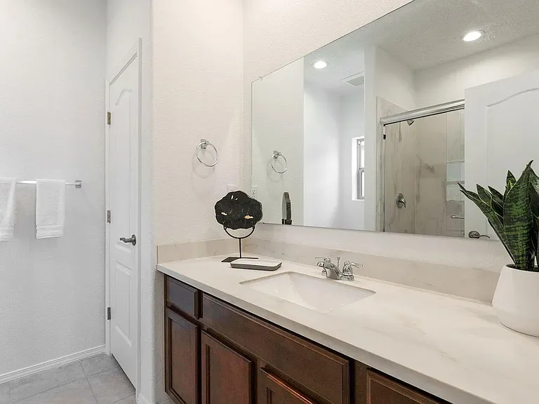 279 Prism Ave SW — Photo 15