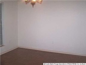 2nd image of 1323 San Jauquin Dr